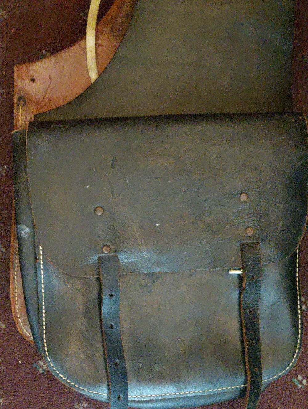 Men's Dark Brown Leather Saddle Bag - Classic Casual Carry